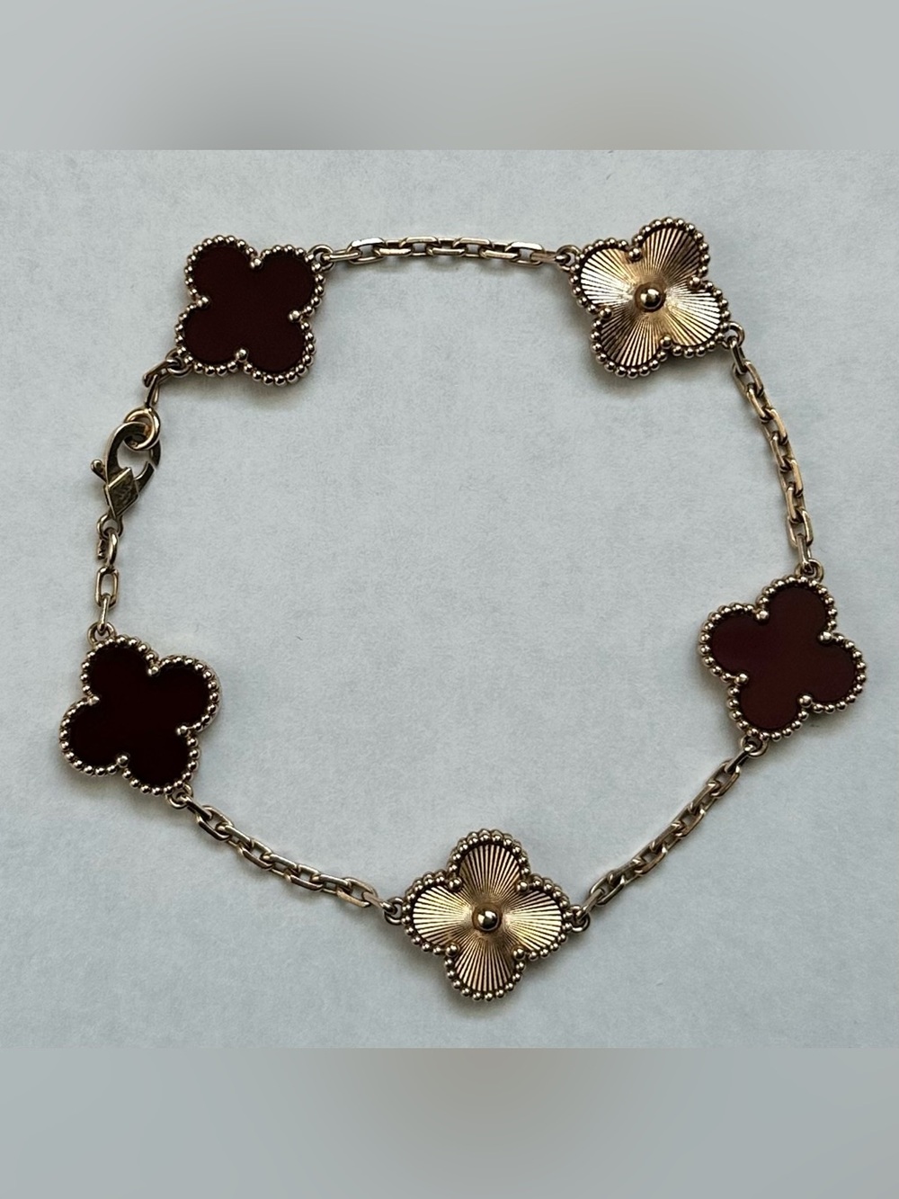 Van Cleef & Arpels Vintage Alhambra Bracelet 18K Rose Gold Guilloche Carnelian